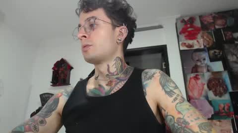 Snapshot of sebasbigdick_ chatting on 02/26/25, 05:42 spityio instagram online show from 02/26/25, 05:42