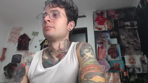 Snapshot of sebasbigdick_ chatting on 09/29/25, 05:56 spityio instagram online show from 09/29/25, 05:56