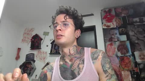 Snapshot of sebasbigdick_ chatting on 02/15/26, 06:43 spityio instagram online show from 02/15/26, 06:43