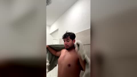 sebasbilbao7 online show from 04/10/26, 04:06