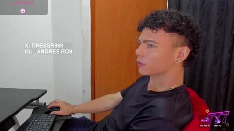 Snapshot of sebascuterouss chatting on 06/09/26, 02:39 sebas 3 online show from 06/09/26, 02:39