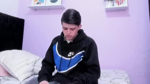 Snapshot of sebastamayo_ chatting on 05/19/26, 02:56 SEBAS online show from 05/19/26, 02:56