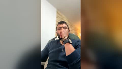 Snapshot of sebastian_ferreira chatting on 03/17/26, 05:16 sebastian_ferreira online show from 03/17/26, 05:16