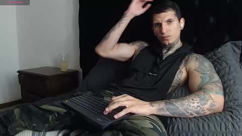 Snapshot of sebastian_muss chatting on 01/15/26, 06:55 Sebastian online show from 01/15/26, 06:55