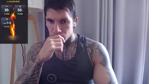 Snapshot of sebastian_muss chatting on 02/16/26, 06:59 Sebastian online show from 02/16/26, 06:59