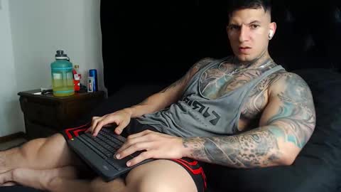 Snapshot of sebastian_muss chatting on 03/01/26, 07:05 Sebastian online show from 03/01/26, 07:05