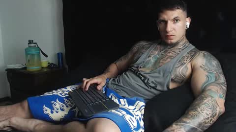 Snapshot of sebastian_muss chatting on 03/05/26, 11:56 Sebastian online show from 03/05/26, 11:56