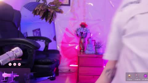 Snapshot of sebastianhilton chatting on 02/18/26, 07:32 . INDEPENDENT MODEL online show from 02/18/26, 07:32