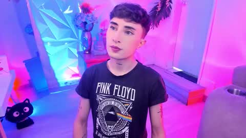 Snapshot of sebastianhilton chatting on 03/05/26, 02:24 . INDEPENDENT MODEL online show from 03/05/26, 02:24