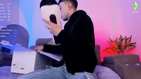 Snapshot of sebastianhilton chatting on 04/05/26, 01:08 . INDEPENDENT MODEL online show from 04/05/26, 01:08