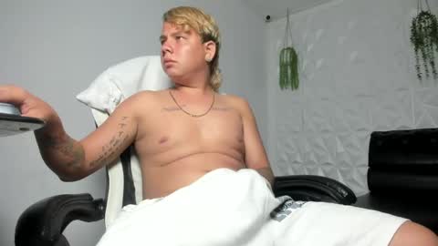 Snapshot of sebastiannoir1 chatting on 04/01/26, 03:09 sebastiannoir1 online show from 04/01/26, 03:09