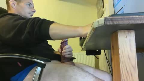 Snapshot of sebastianspalding450 chatting on 09/30/25, 10:09 sebastianspalding450 online show from 09/30/25, 10:09