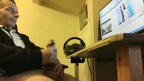 Snapshot of sebastianspalding450 chatting on 11/07/25, 03:34 sebastianspalding450 online show from 11/07/25, 03:34