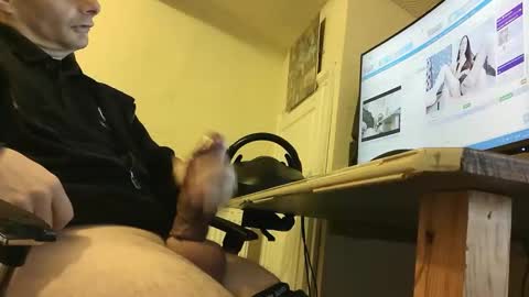 Snapshot of sebastianspalding450 chatting on 11/11/25, 11:54 sebastianspalding450 online show from 11/11/25, 11:54