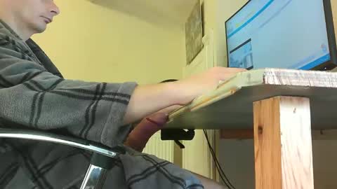 Snapshot of sebastianspalding450 chatting on 12/14/25, 10:09 sebastianspalding450 online show from 12/14/25, 10:09