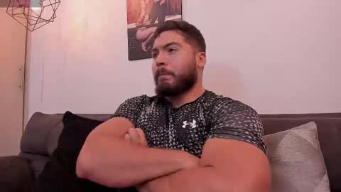 Instagram jeanpaulfit  online show from 09/12/25, 11:59