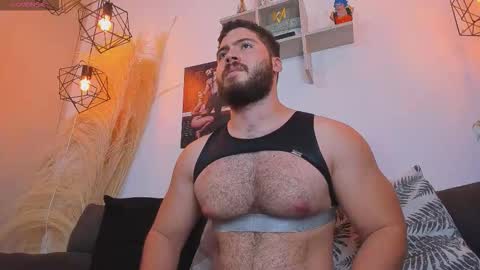 Instagram jeanpaulfit  online show from 03/16/26, 10:25