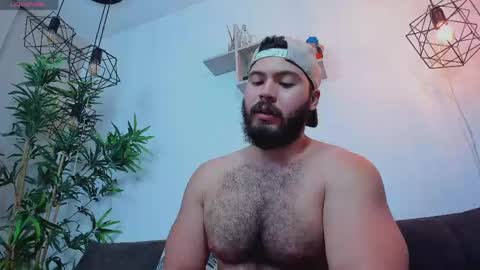 Instagram jeanpaulfit  online show from 05/07/26, 01:22