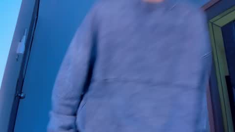 Sebastian online show from 11/06/25, 04:02