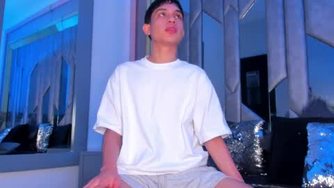 Sebastian online show from 05/27/26, 08:17