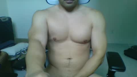 Snapshot of sebbohk chatting on 02/05/25, 12:10 Sebbo online show from 02/05/25, 12:10