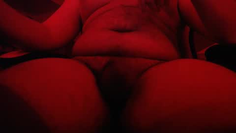 Snapshot of sebiche_ma_biche chatting on 03/11/25, 12:44 Apple online show from 03/11/25, 12:44