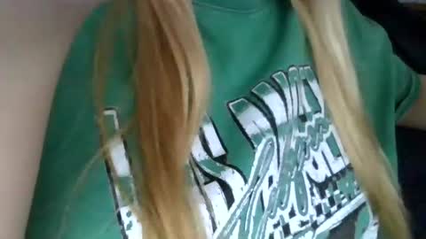 Sunny online show from 04/27/26, 09:13