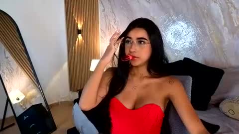 ASHLEY online show from 06/17/26, 08:21