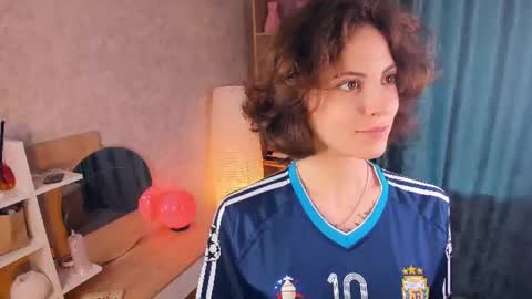 Snapshot of secret_des1res chatting on 07/05/26, 06:20 Mia online show from 07/05/26, 06:20