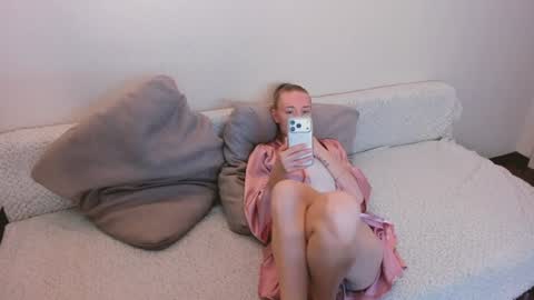 Amanda and  pair in a real life we love each other but can play with you online show from 06/24/26, 07:13