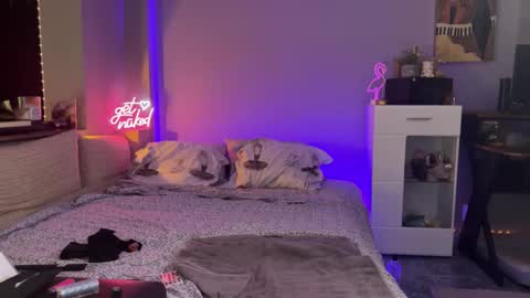 Secret Lovers online show from 06/06/26, 10:25