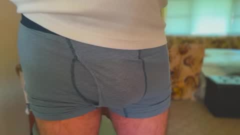 secret_neighbor_ online show from 04/26/26, 01:53