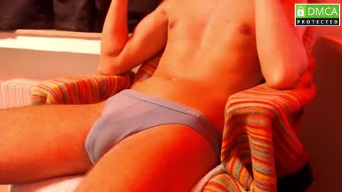 Snapshot of secret_phil chatting on 10/05/25, 05:22 maybe Phil online show from 10/05/25, 05:22