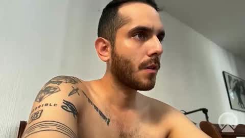 secretaura online show from 04/20/26, 10:22