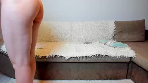 Snapshot of secretbee chatting on 02/25/25, 07:09 Bee online show from 02/25/25, 07:09