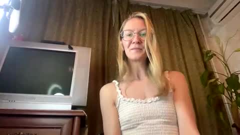 secretcandy222 online show from 01/12/25, 09:08