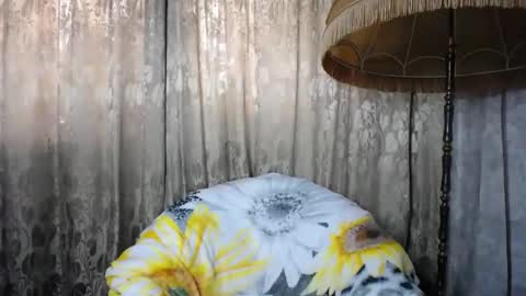 secretcandy222 online show from 02/25/25, 11:08