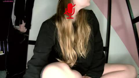 secretcouple67 online show from 05/07/26, 08:42