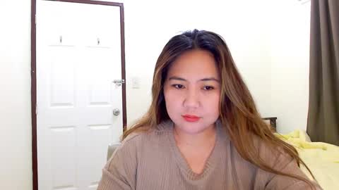 Snapshot of secretlover010101 chatting on 12/03/24, 02:25 MILAN online show from 12/03/24, 02:25