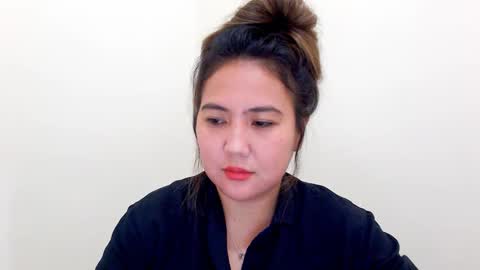 Snapshot of secretlover010101 chatting on 01/05/25, 12:42 MILAN online show from 01/05/25, 12:42