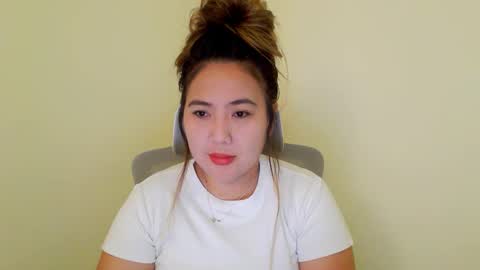 Snapshot of secretlover010101 chatting on 01/10/25, 02:25 MILAN online show from 01/10/25, 02:25