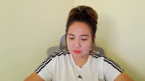 Snapshot of secretlover010101 chatting on 01/24/25, 02:18 MILAN online show from 01/24/25, 02:18