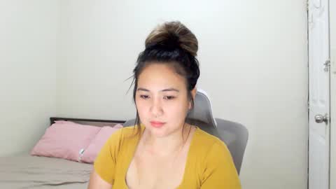 Snapshot of secretlover010101 chatting on 02/21/25, 05:13 MILAN online show from 02/21/25, 05:13