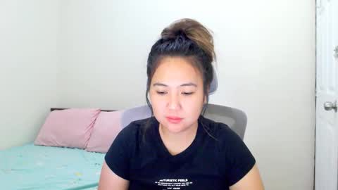 Snapshot of secretlover010101 chatting on 03/03/25, 02:36 MILAN online show from 03/03/25, 02:36