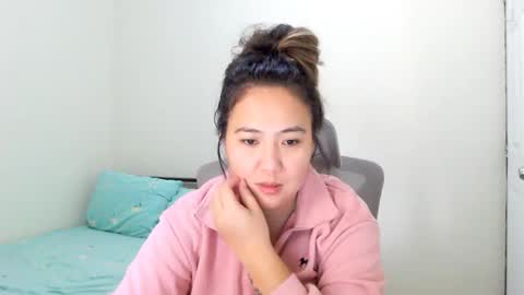 Snapshot of secretlover010101 chatting on 03/11/25, 06:53 MILAN online show from 03/11/25, 06:53