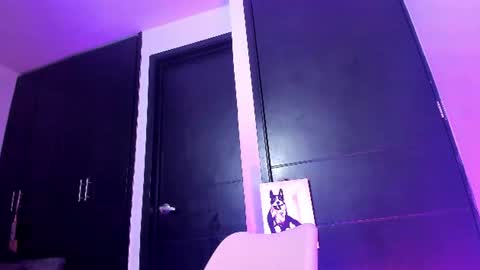 Snapshot of secretstudy_ chatting on 06/18/26, 04:02 Mod pepe online show from 06/18/26, 04:02