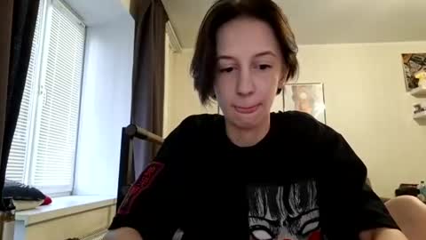 Snapshot of secrettt_poison chatting on 06/21/26, 03:14 secrettt_poison online show from 06/21/26, 03:14