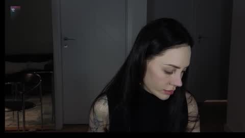 Snapshot of seduced_by_sara chatting on 02/19/26, 09:00 Sara online show from 02/19/26, 09:00