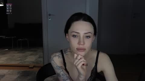 Snapshot of seduced_by_sara chatting on 02/26/26, 09:36 Sara online show from 02/26/26, 09:36