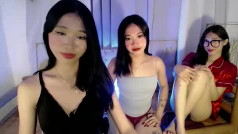 Snapshot of seductive_kimxxx chatting on 03/23/26, 04:55 your miss universe kim online show from 03/23/26, 04:55